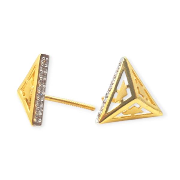 Beautiful Triangle shape Pendant Set with Zerkons and Amazing Design